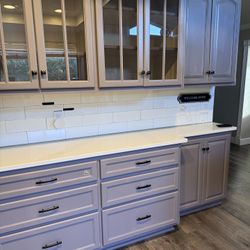 Cabinets With Quartz 