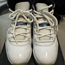 Jordan Xii 11 Size 9 White Legend 