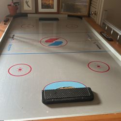 Air Hockey Table Free