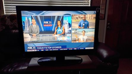 42" flat- Screen T.V. proscan pedestal stand HDMI & remote ,exc.condition!