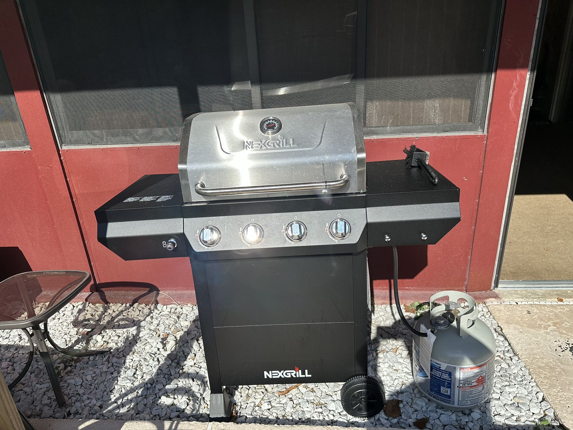 BBQ Grill with Propane Tank