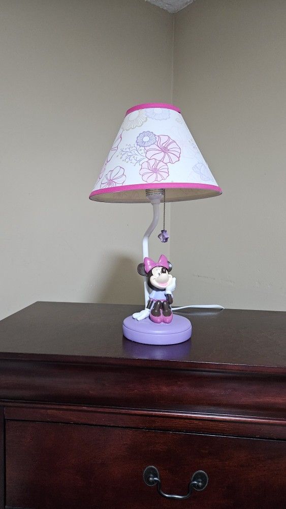 Preciosa làmpara de Minnie