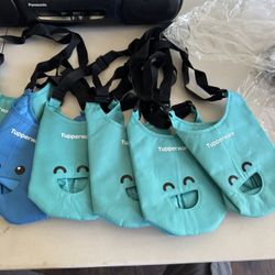 Tupperware carrying pouch 💦