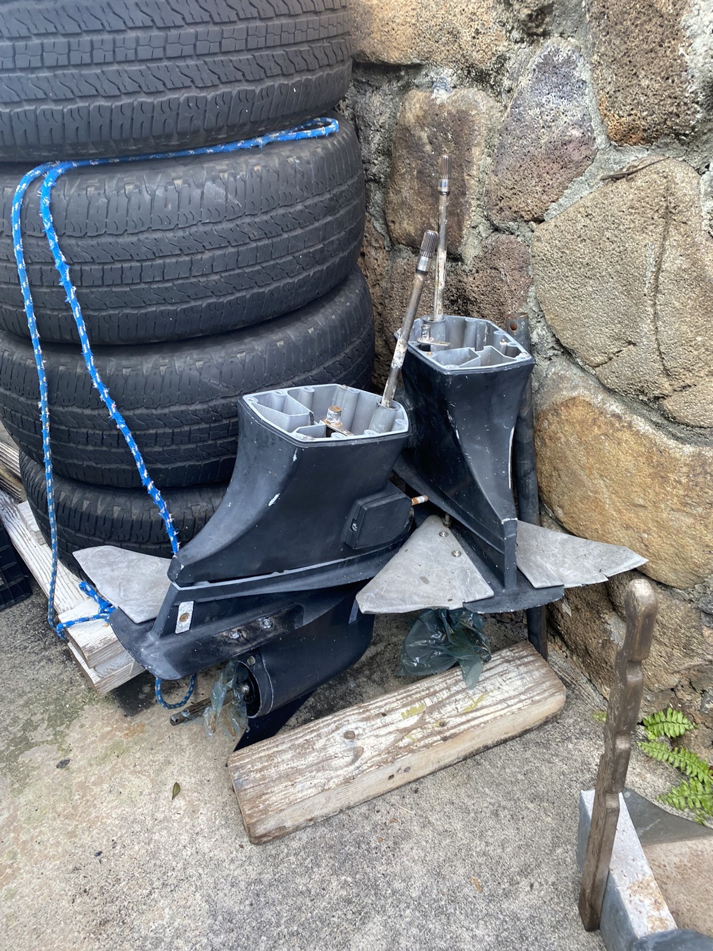 2-70 Suzuki 4 Stroke Lower Units In Good Condition