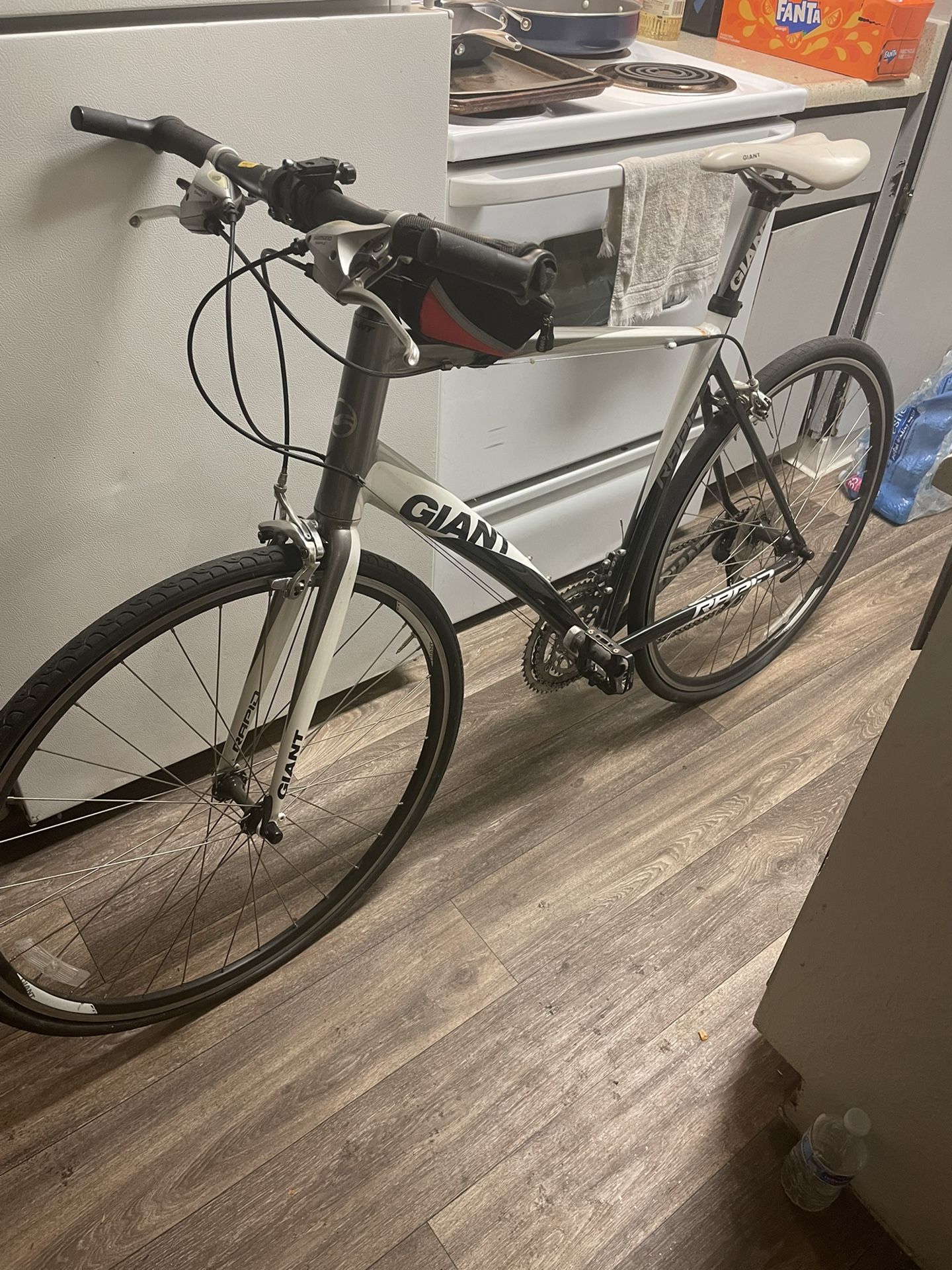 Giant Ocr Aluxx 6000 Road Bike Large 24 Speed, Aluminium