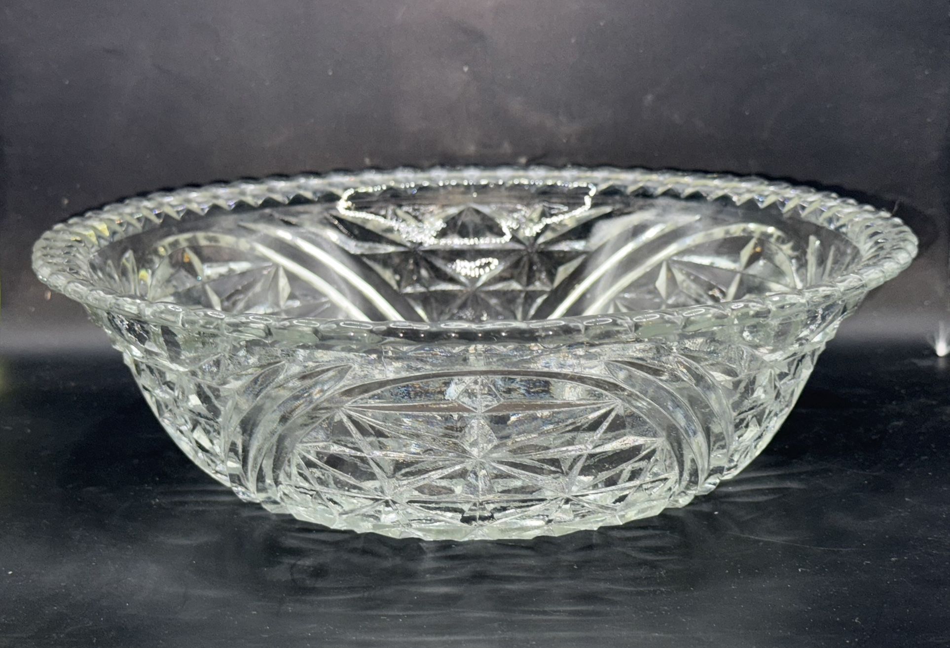 Set of (4) Anchor Hocking Stars and Bars serving bowl, a vintage piece from the 1940s to 1960