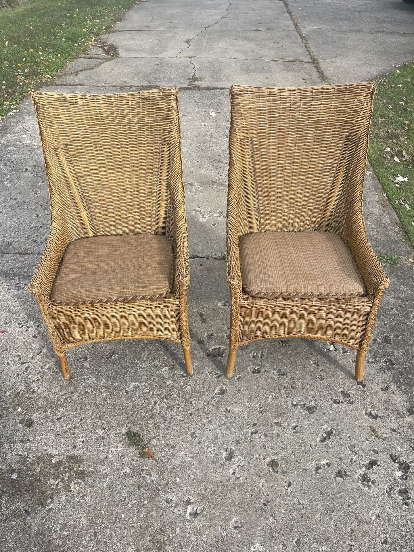 Set Of Wicker Chairs