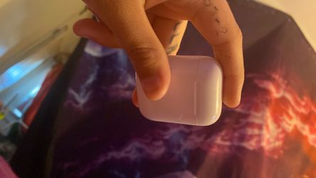 AirPods