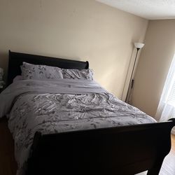 Queen Size Bed With Mattress And Box Spring