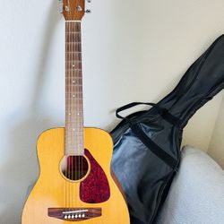 yamaha acoustic Guitar FG junior JR1 with Gig Bag