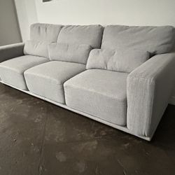 Couch/Sofa