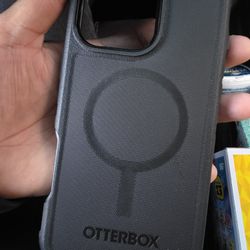 OtterBox Apple iPhone 16 Pro Max Defender Pro Series Case with MagSafe - Black
