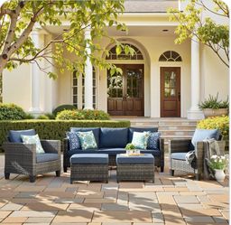 Patio furniture set outdoor new in the box
