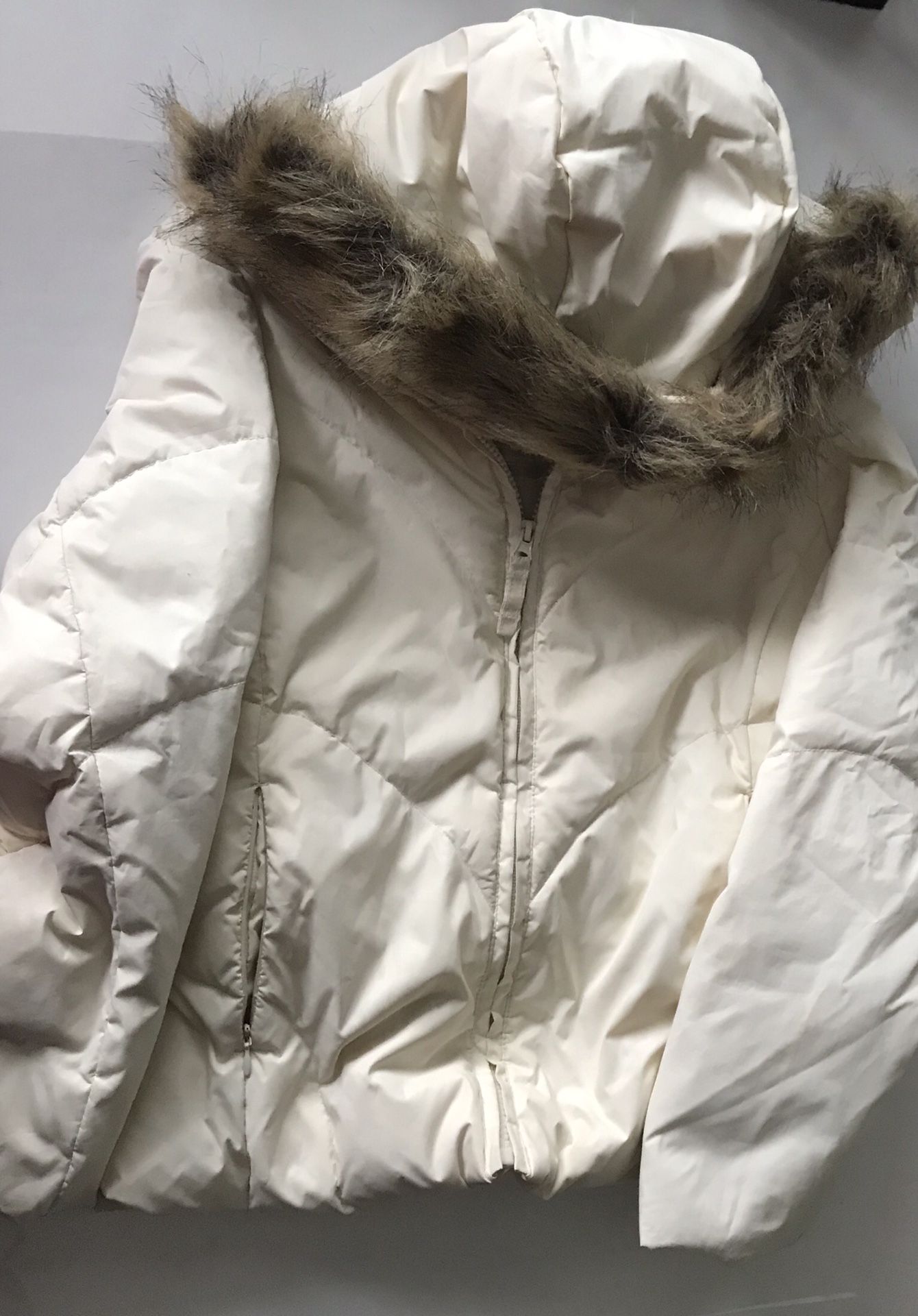 Girls Cream Puffer Jacket -Size 10/12