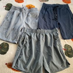Men’s Shorts Adidas,Nike, H&M Size Medium 