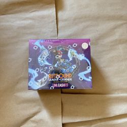Riftbound League of Legends Booster Display