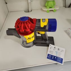 Dyson Vaccum V8 motorhead Origin
