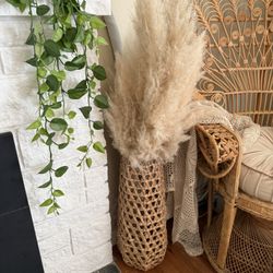 Large Floor Vase With Pampas Grass Plumes 