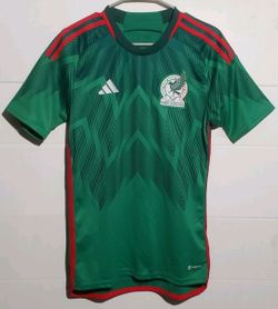 ADIDAS MEN'S  HO.E MEXICO JERSEY FIFA WORLD CUP 2022 SIZE SMALL