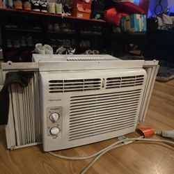 5000 BtU Window Air Conditioner A/C Ac