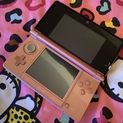 Pink Nintendo 3DS Pearl Pink