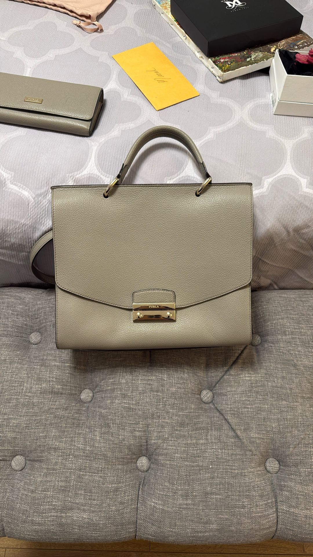 Handbag With Matching Wallet 