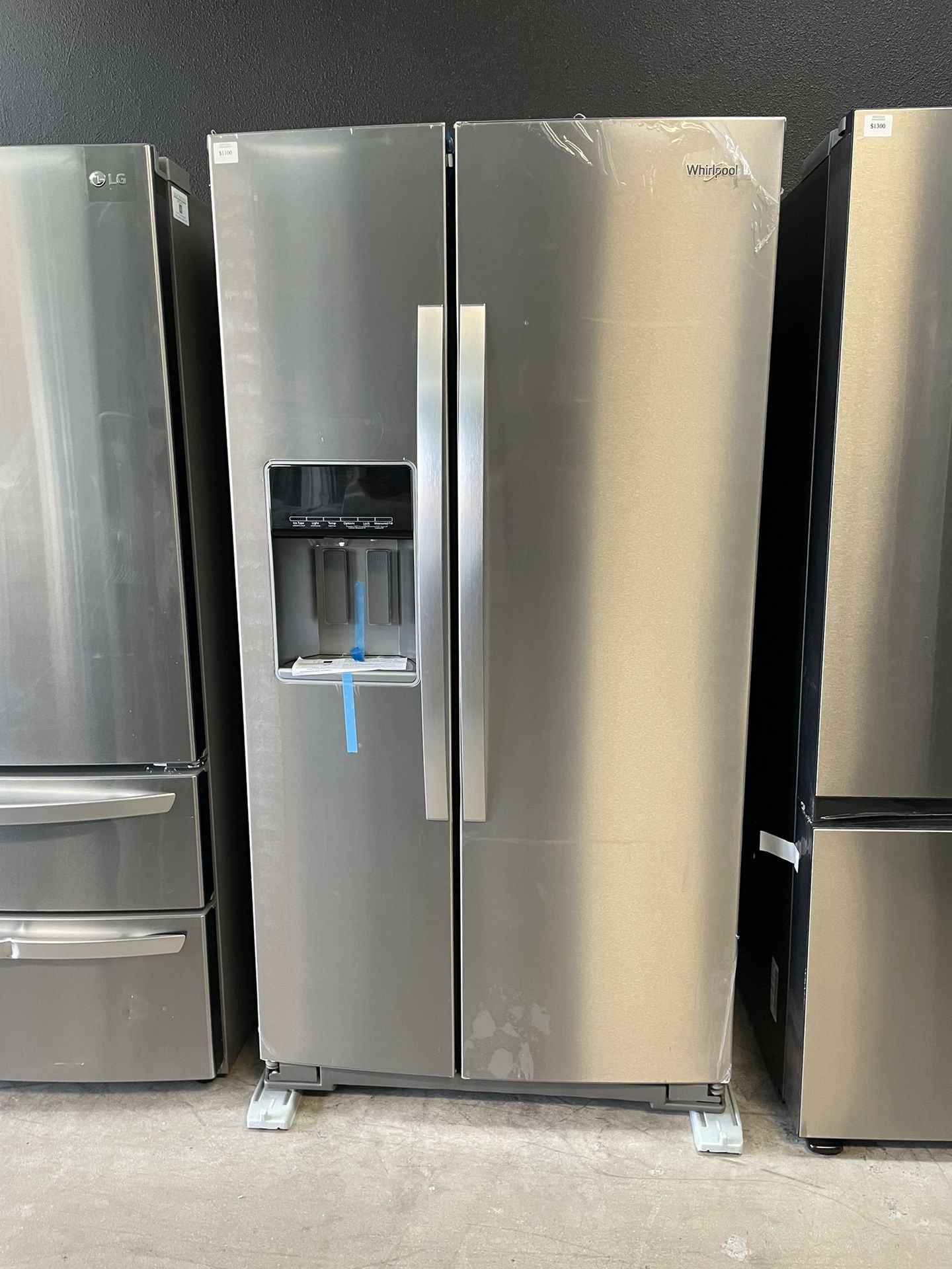 Whirlpool Side By Side Refrigerator In Stainless