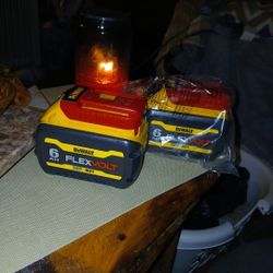 2 NEW Dewalt Flexvolt Batteries 6AH 20v/60v