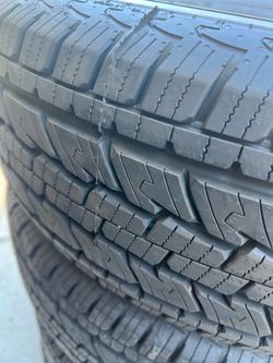 255/70/17 new General tires new takeoffs 255/70r17 Llantas nuevas