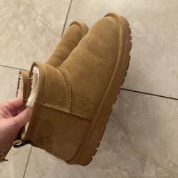 Women Boots Size 8.5