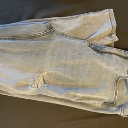 Light Washed Skinny Jeans 