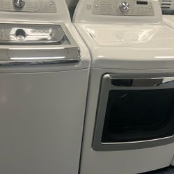 Kenmore Top Load Washer And Dryer set 