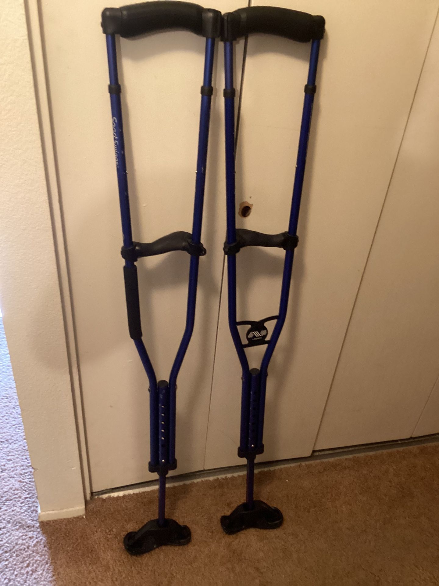 Dynamo Crutches Med/Lrg Sports Swing Crutches