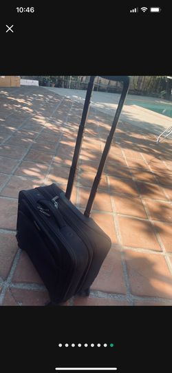 Samsonite Business Laptop Traveler Case With 4 Wheels