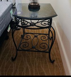 End table