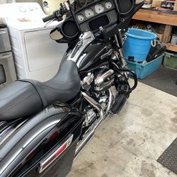 2022 Harley Davidson Street Glide