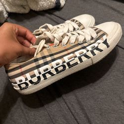 Burberry Sneakers
