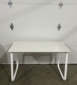 Computer desk, white