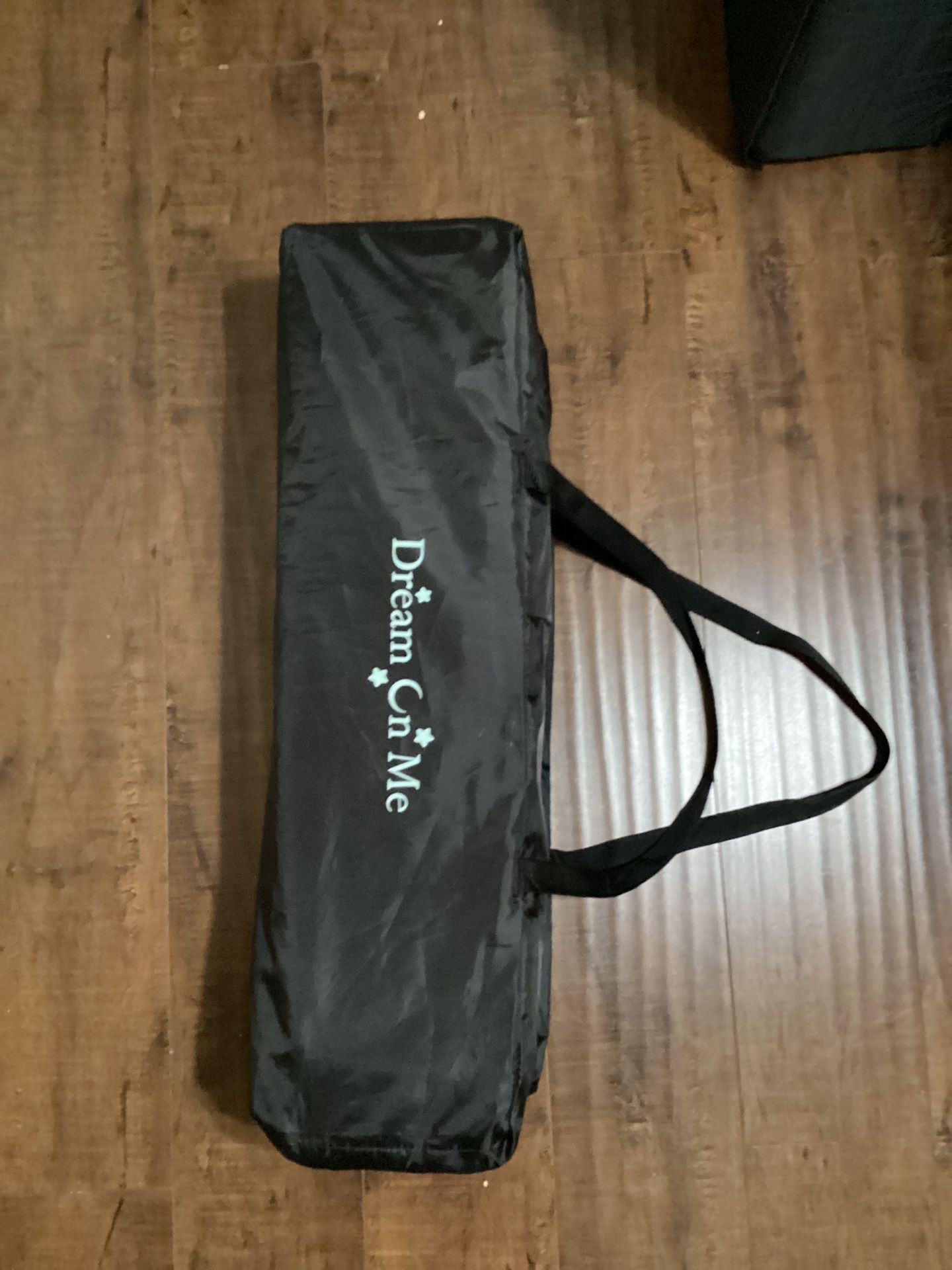 DREAM ON ME= PLAYPEN/ BED=FOLDABLE=WITH CARRYING CASE