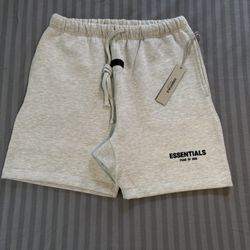 essential Shorts