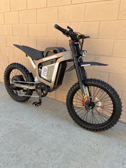 Coswheel R19 Electric Dirt Bike 9000W 72V 40AH 60 MPH
