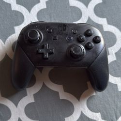 Nintendo Switch Pro Controller