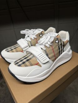 Burberry Sneakers