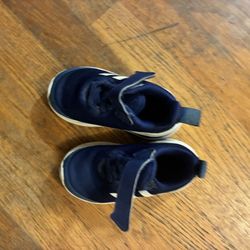 Boys Size 6 Adidas Shoes 