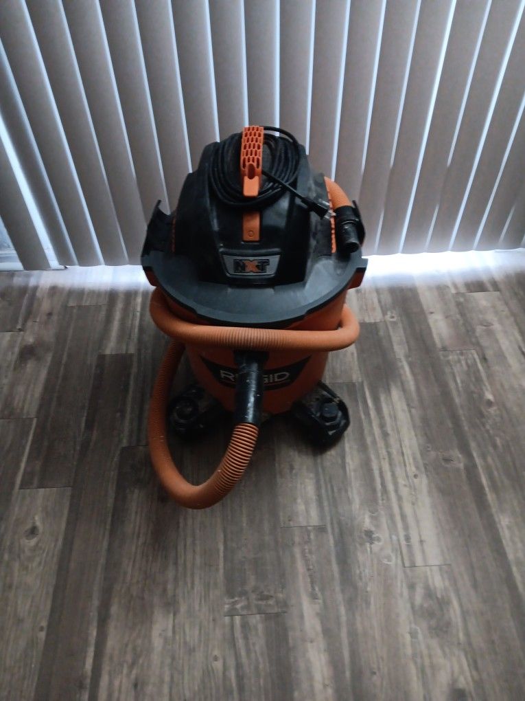 Rigid Shop Vac