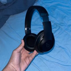 Beats Studio Pro (Newest Model)