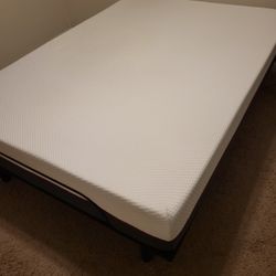 Full size mattress and head adjustable base