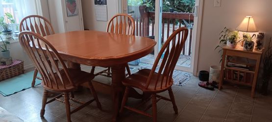 Dining set