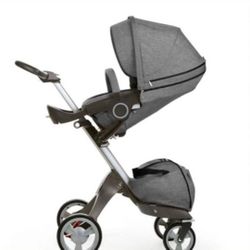 ‼️‼️Stokke Xplory V6 Stroller With Extras...O.B.O