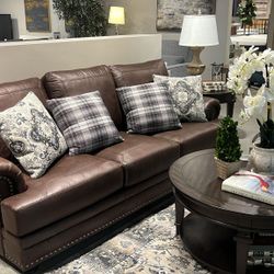 Milford Exposed Wood Feet With Espresso Sofa
Homelegance$10 Down Payment And Financing Available